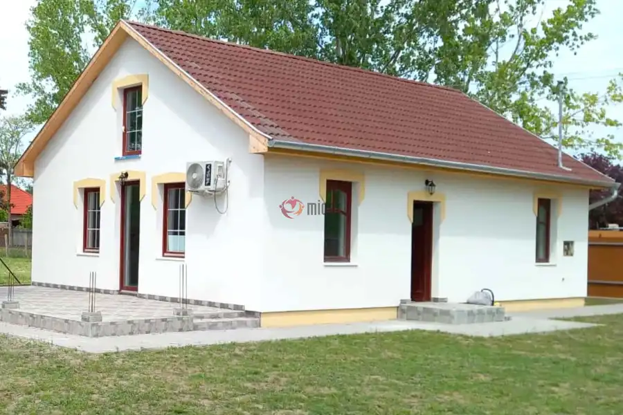 eladó családi ház, Abony