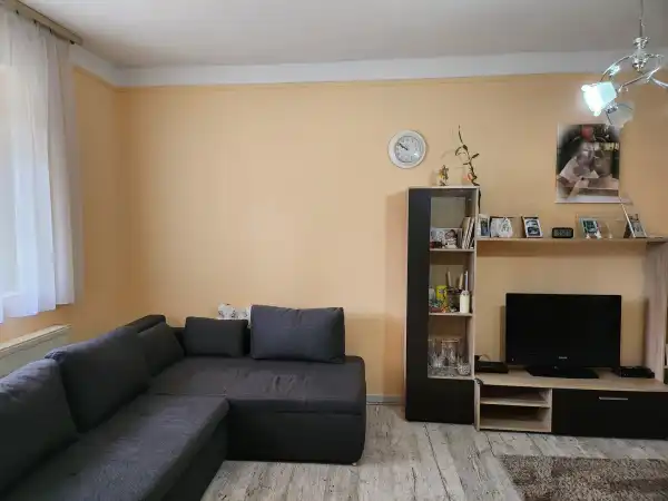 Eladó családi ház, Pilis 2 szoba 72 m² 38.5 M Ft